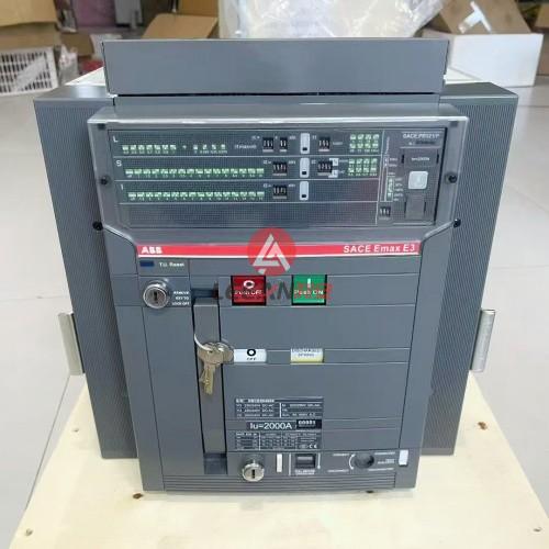 ABB SACE Emax Air Circuit Breaker SACE Emax E3 Innovative ACB IU 2000A 220/240 VDC-AC New