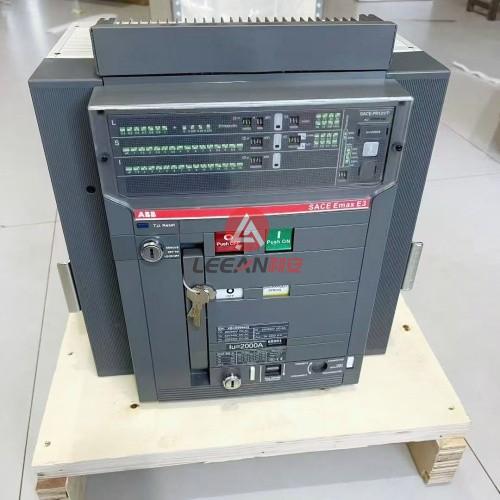 ABB SACE Emax Air Circuit Breaker SACE Emax E3 Innovative ACB IU 2000A 220/240 VDC-AC New