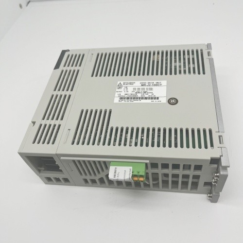 Mitsubishi 1KW MR-J2 AC Servo Drive Unit Servomotor Driver MR-J2-100CT Servo Amplifier New