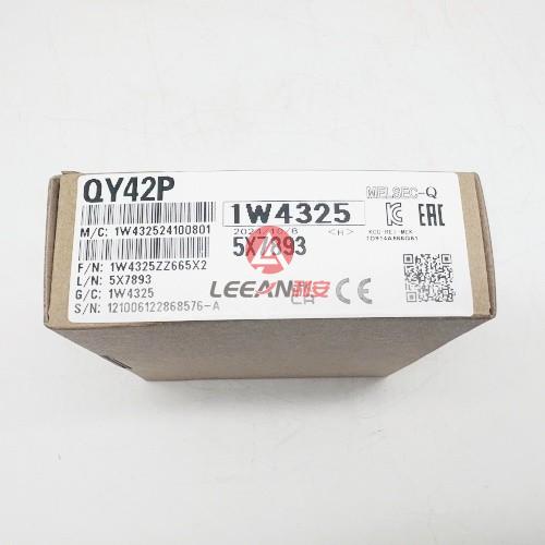Mitsubishi MELSEC-Q Series Digital Output Unit QY42P PLC I/O Input Output Module 64 Points 12-24VDC 0.15A New