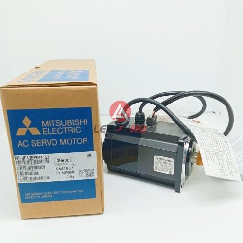 Mitsubishi Industrial 400W AC Servo Motor HC-UF43BKW92-S3 Servomotor Input 119V 3.7A New