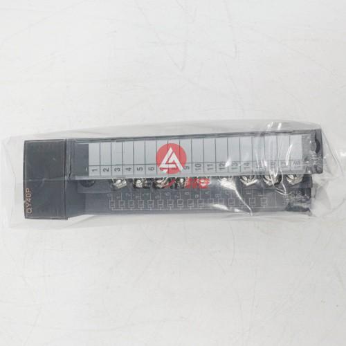 Mitsubishi Electric MELSEC-Q Series PLC Transistor Output Unit QY40P Digital Output Module I/O Modules 12/24VDC 0.1A New