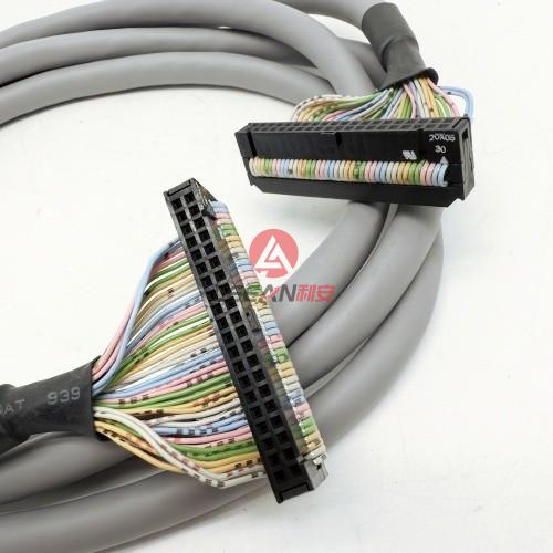 OMRON Interface Connecting Cables Assembly XW2Z-200K Cable for I/O Terminal Block New