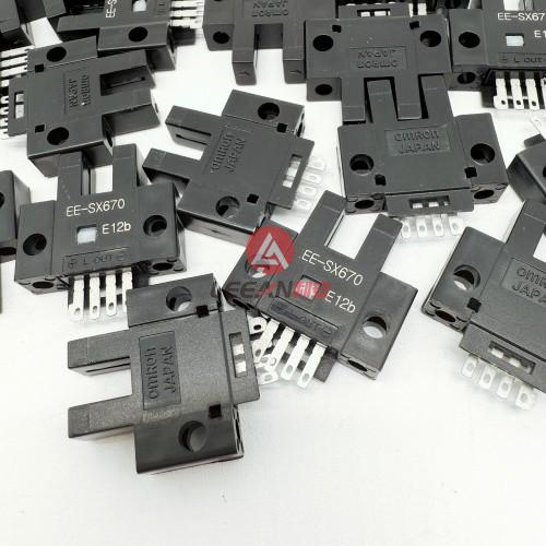 OMRON Photomicrosensor EE-SX670 Optical Sensor Switch Built-in Connector 5MM Slot Type New