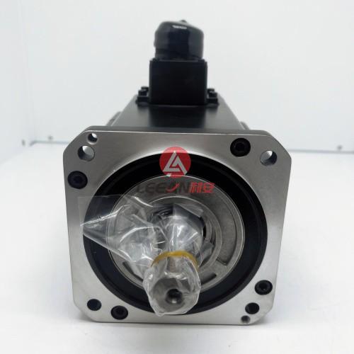 Omron 1S Servo System Motors R88M-1L3K030C-BS2 Industrial AC Servomotor 3KW AC400V 8.7A 3000RPM New