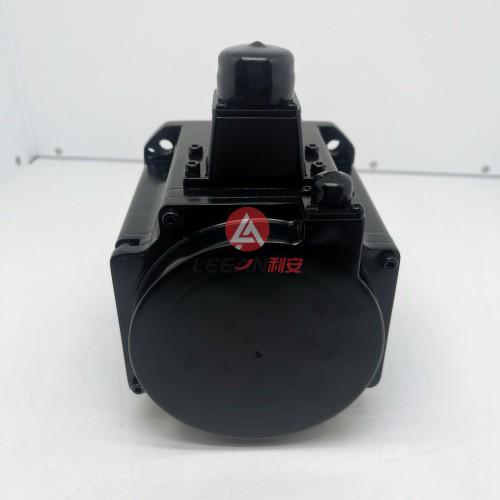 Omron AC Servo Motor R88M-1M1K520C-S2 Industrial Servomotor AC400V 4.1A 1.5KW 2000RPM 167HZ New