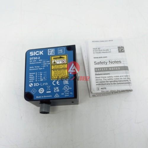 SICK 1065661 Laser Distance Sensor DT50-2B215252 Optic Electronic Mid Range Sensors 200-30000MM New
