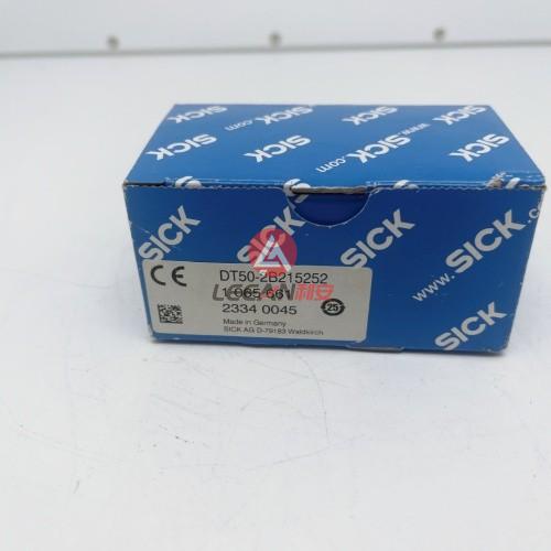 SICK 1065661 Laser Distance Sensor DT50-2B215252 Optic Electronic Mid Range Sensors 200-30000MM New