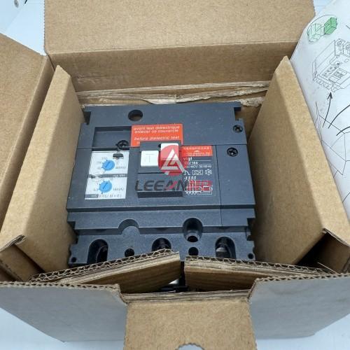 Schneider Electric 3 Poles Earth-leakage Add-on Protection Module LV429210 ComPact NSX 100/160 New