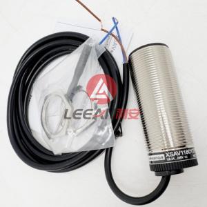 Telemecanique Sensors Metal Inductive Proximity Switch XSAV11801TF with 2M Cable 24-240VAC/DC New