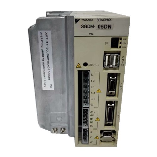 Yaskawa AC Servo Drive New 0.5kw Servopack SGDM-05DN