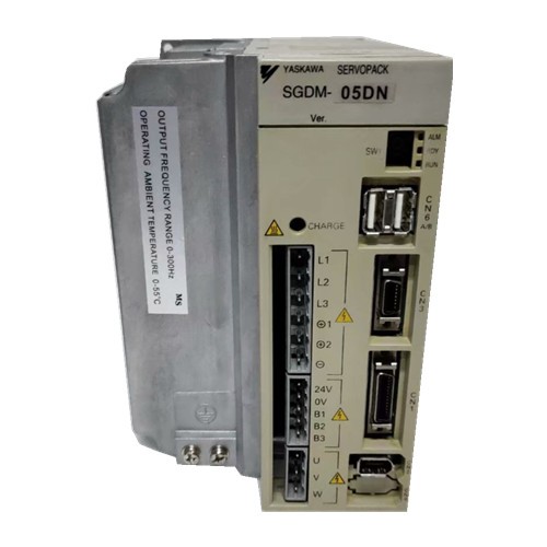 Yaskawa AC Servo Drive New 0.5kw Servopack SGDM-05DN 