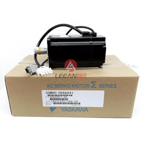 Yaskawa AC Servo Motor SGMAH-04AAA41 Industrial 400W Servomotor 200V 2.8A 3000RPM New