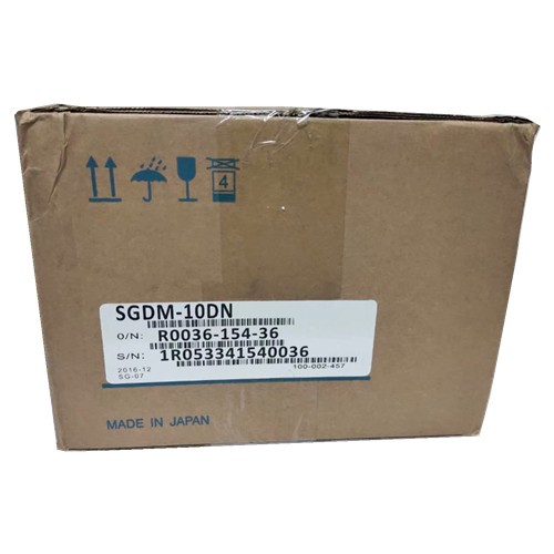 Yaskawa Electric 1KW SERVOPACK SGDM-10DN AC Servo Drive 