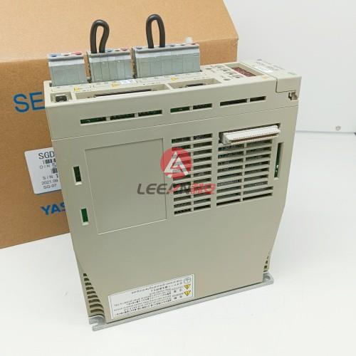 Yaskawa 1.5KW SERVOPACK Servomotor Drive SGDH-15DE-OY Servo Drive Amplifier New